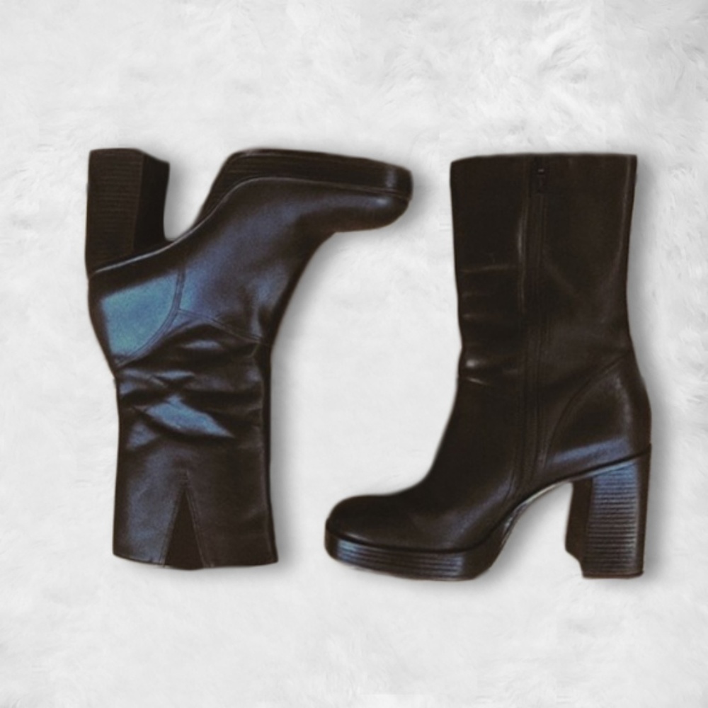 Vintage 90s Thick-Heal Leather Boots